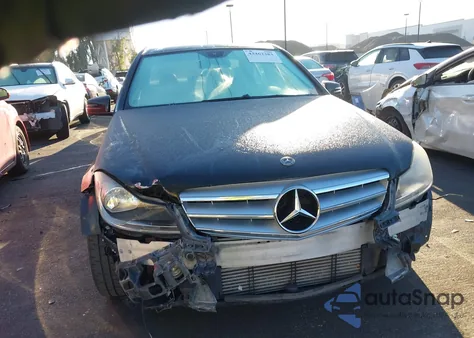2013 Mercedes-Benz C 250 Sport from USA, damaged, VIN WDDGF4HB6DA765195